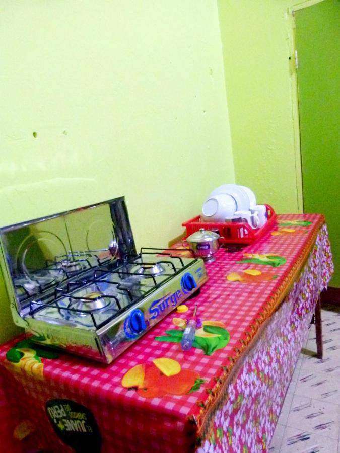A&T Amazon Backpacker'S Bed & Breakfast Iquitos Dış mekan fotoğraf